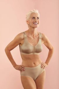 Compression bra for the treatment of lymphoedema